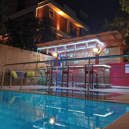 Beyaz Melek Apart Hotel Antalya Exterior foto